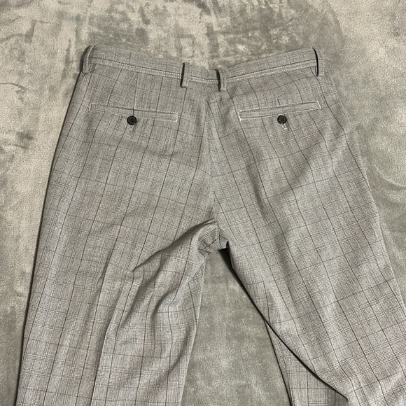 TWO pairs of Zara dress pants - Picture 7 of 8